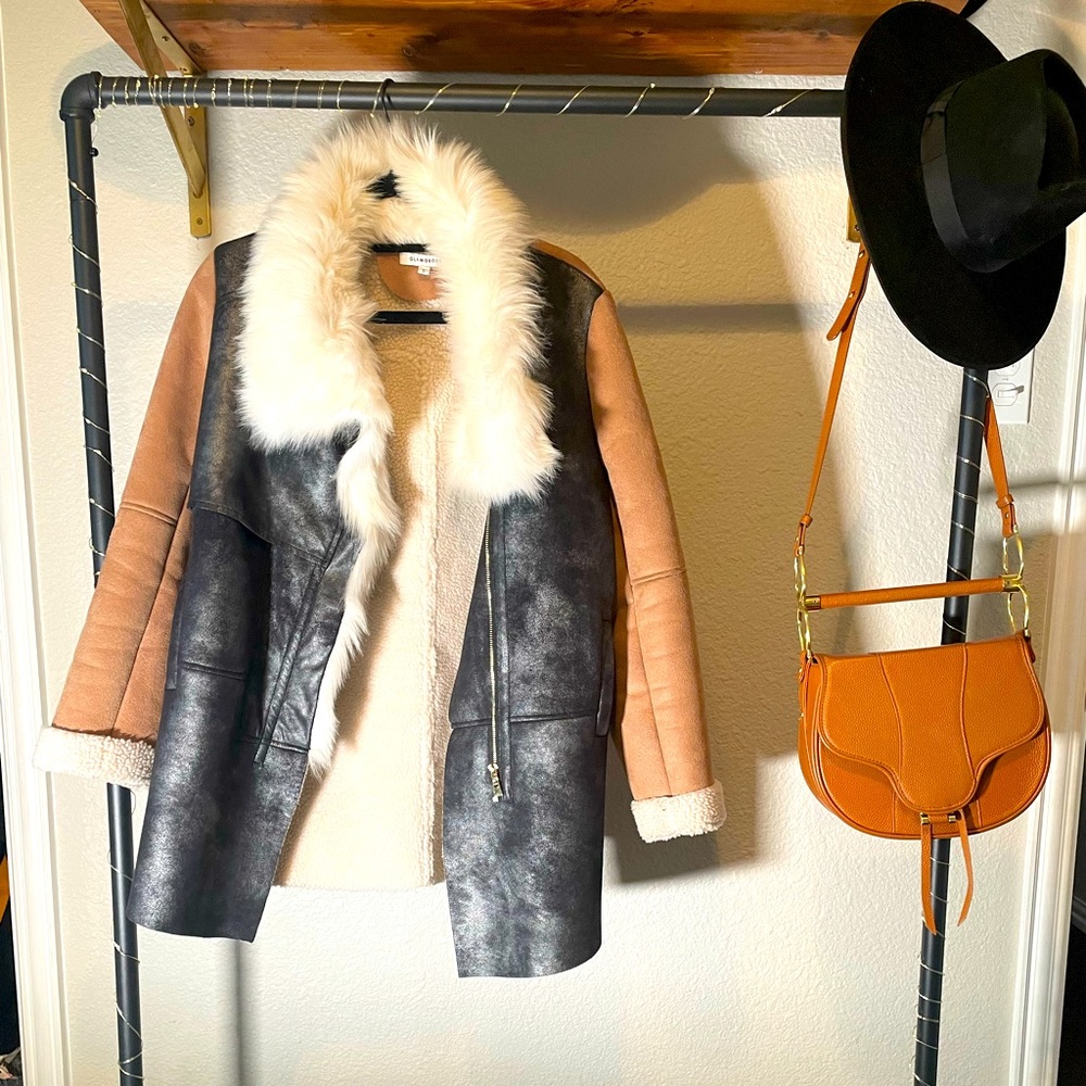Two tone shearling Coat